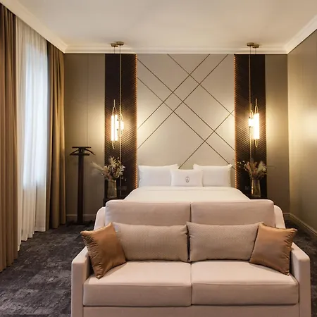 Old Continent Uzhhorod