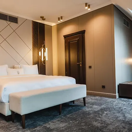 Hotel Old Continent Oezjhorod