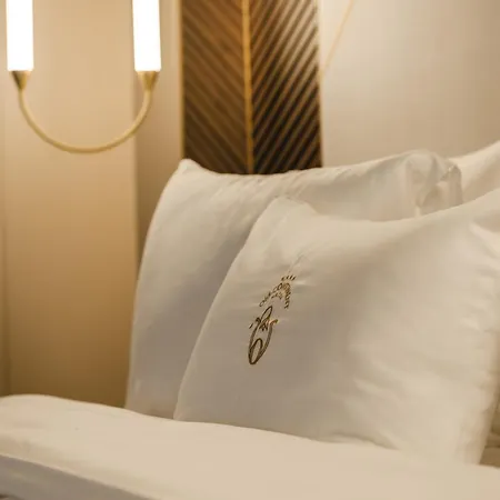 Old Continent Hotel Uzhhorod