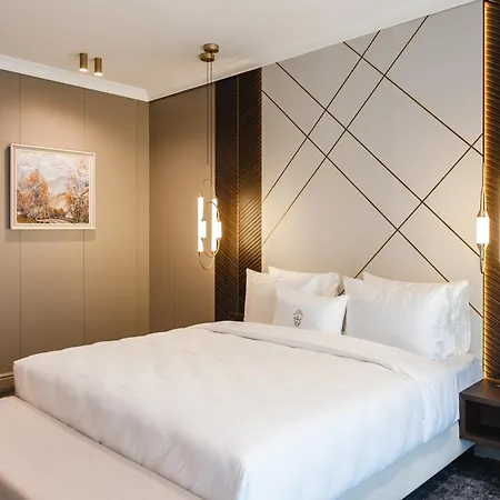 Hotel Old Continent 4*