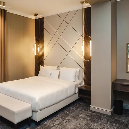 Old Continent Hotel Oezjhorod