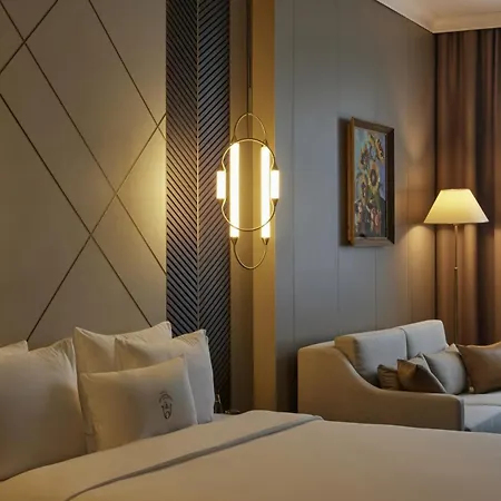 Hotel Old Continent 4*