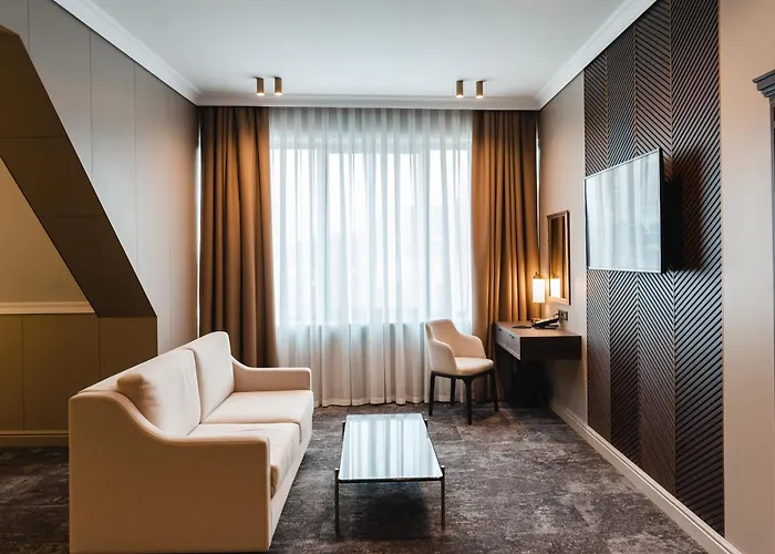 Otel Old Continent Ujgorod