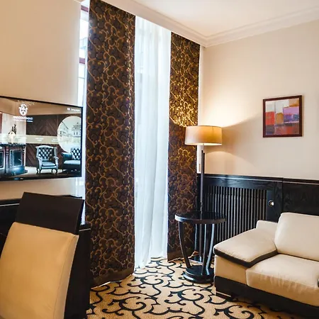 Old Continent 4* Uzhhorod