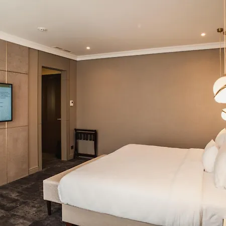 Old Continent 4* Oujhorod